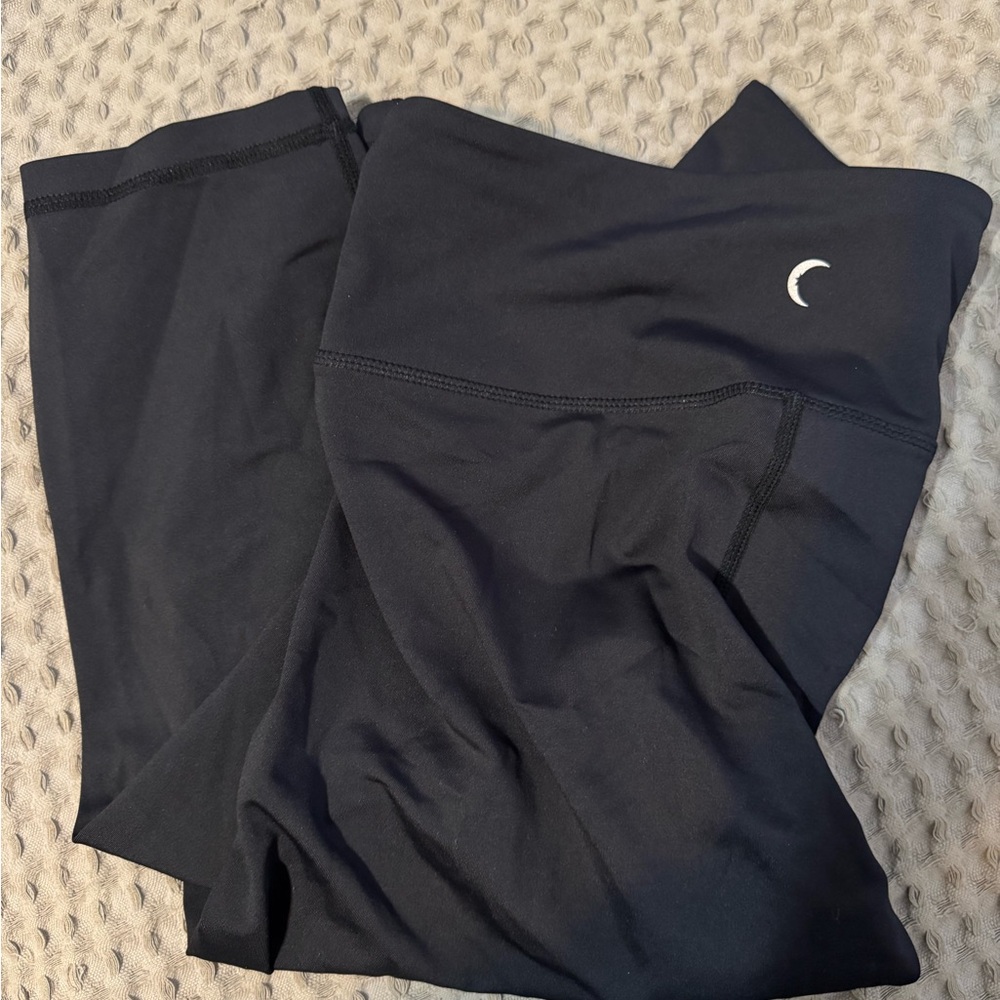 Zyia black Capri leggings